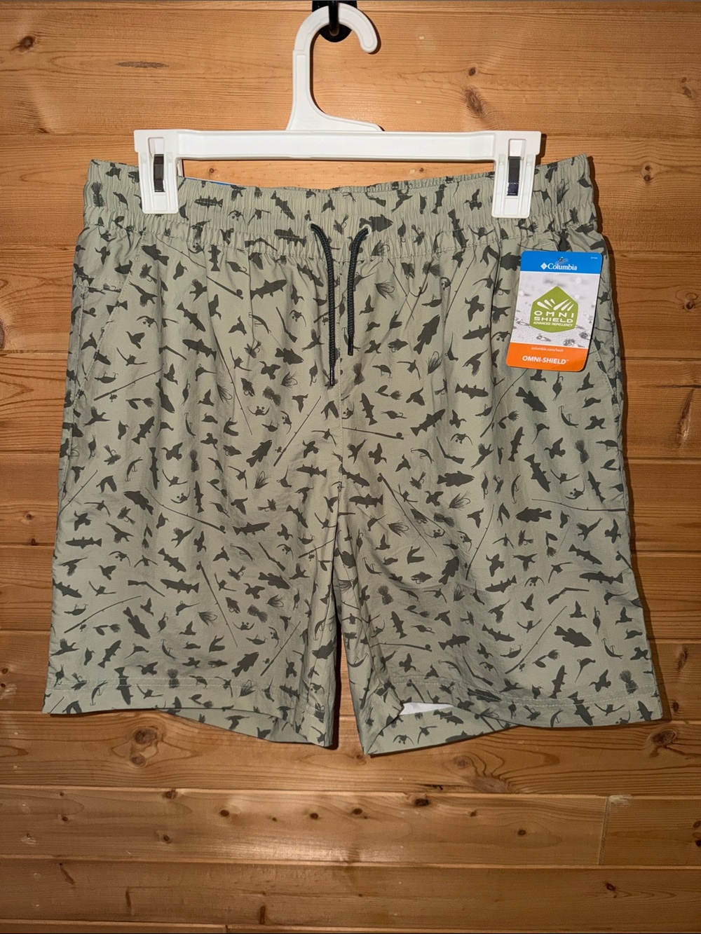 Columbia Men's Green Swim Shorts with  fishing /hunting repeat pattern NWT
M
